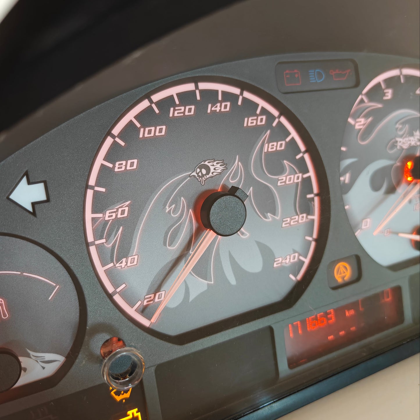 E46 Dials "FIRES"
