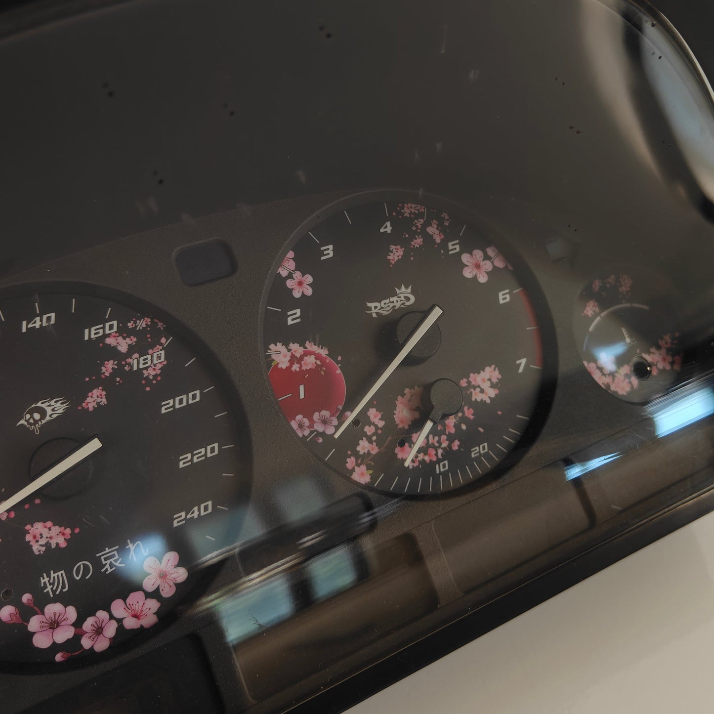 E39 Dials "Cherry Blossom"