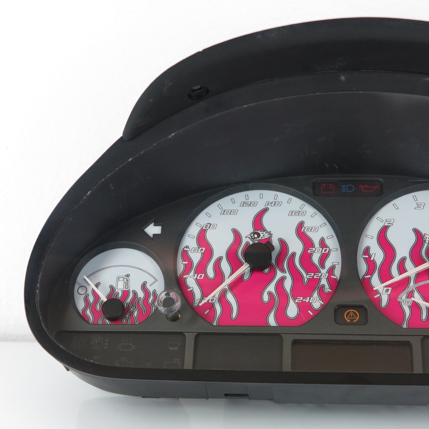 E46 Dials "PINK FIRE"