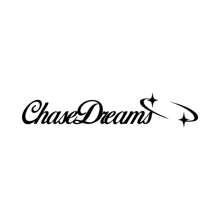 Sticker "Chase dreams"